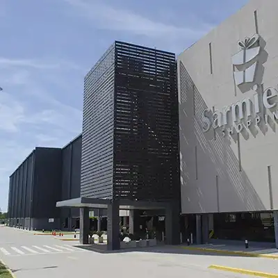 sarmiento_shopping_chaco_servas.webp