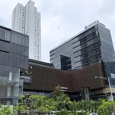 costa_del_este_design_center_and_tower_panama_servas.webp