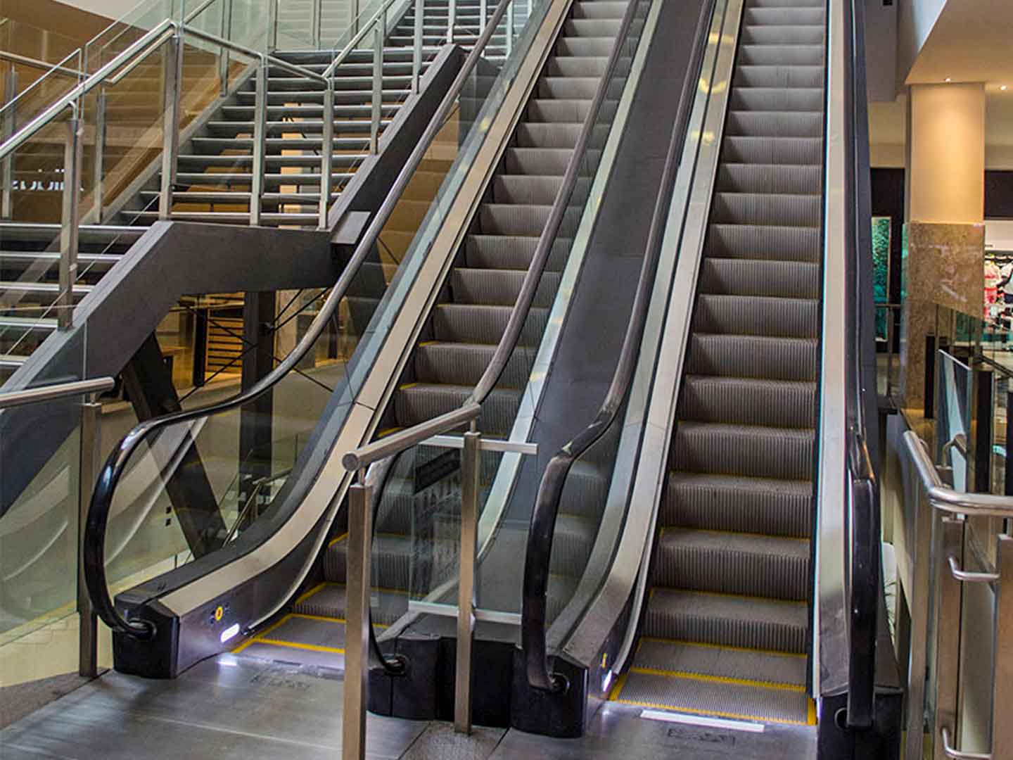 Modernizaciones Escaleras Servas 3